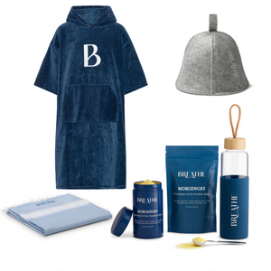 Sauna Pakken – Poncho, Hamam Håndklæde, Sauna Hat & Elektrolyt Startpakke med Vandflaske